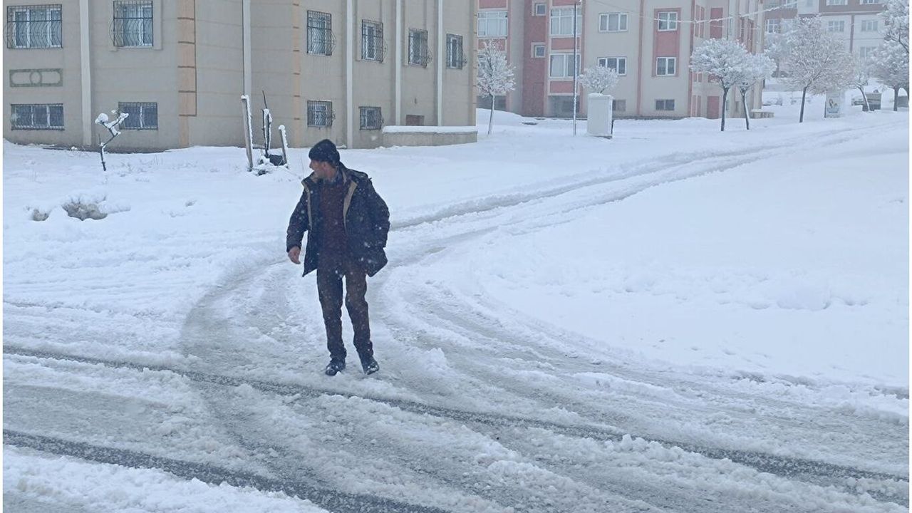 Bitlis’te mevsimin adı bahar, yaşamın adı kış