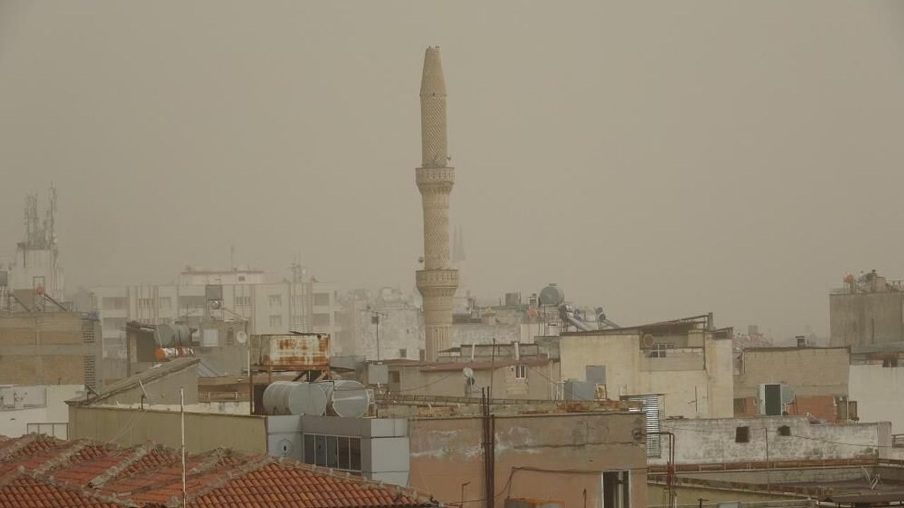 Kilis’te toz taşınımı etkili oluyor