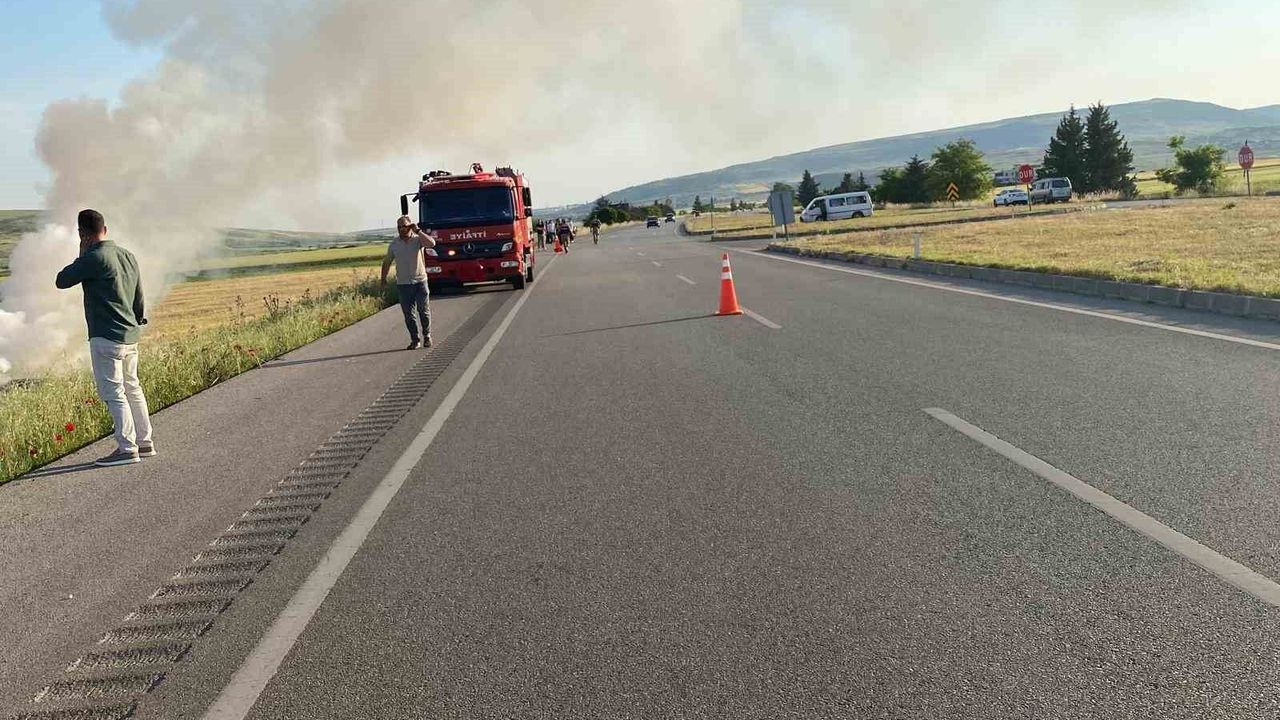 Kilis'te otomobil devrildi: 4'ü çocuk 7 yaralı