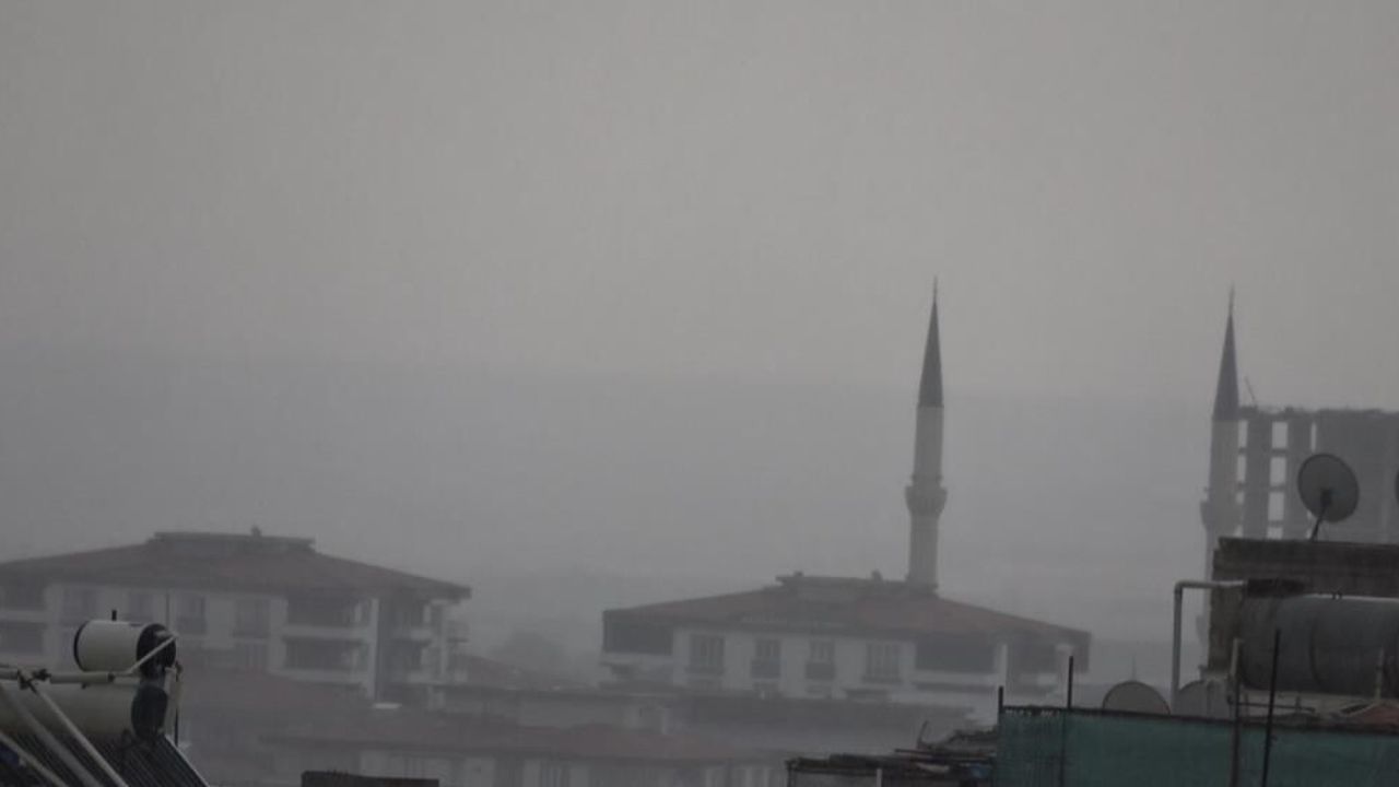 Kilis'te sağanak ve sis etkili oldu