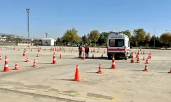 Şanlıurfa'da ambulans sürüş güvenliği eğitimi verildi