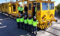 Demiryolu geçitlerindeki trafik kazalarının önlenmesi için yeni çalışma