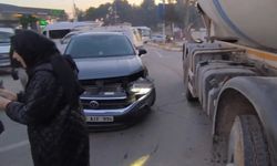 Şanlıurfa’da beton mikseri  ile  otomobil çarpıştı