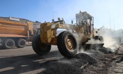 Mardin'de sanayi sitesinin bozuk yolları onarıldı