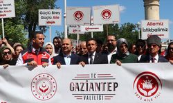 Gaziantep'te Aile Yılı kapsamında kortej yürüyüşü gerçekleştirildi