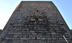 Diyarbakır surlarının en güzel detaylarından: Nur Burcu