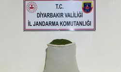 Diyarbakır'da 77 kilogram toz esrar ele geçirildi