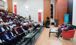 “Türkiye’nin Dünya Düzenindeki Yeri” konferansı düzenlendi