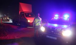 Siirt'te kara yolunda erkek cesedi bulundu