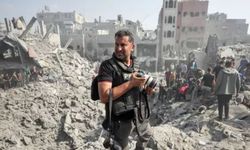 BM: israil, uluslararası gazetecilerin Gazze'ye girişini engelleyerek gerçeklerin üzerini örtüyor