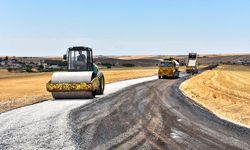 Diyarbakır'da 15 kilometrelik grup mahalle yolu asfaltlanıyor