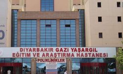 Diyarbakır'da hastanede silahlı panik: Hasta yakını rastgele ateş açtı