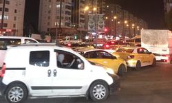 Diyarbakır’da 50 ve 75 Metrelik yollarda trafik kilitlendi