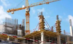 Siirt’te inşaattan düşen işçi ağır yaralandı