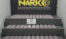 Ağrı'da yüklü miktarda sentetik ecza maddesi ele geçirildi