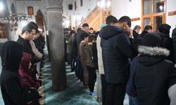 "Babalar ve oğullar" sabah namazında buluştu