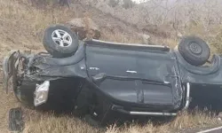 Diyarbakır'da pikap şarampole devrildi: 1 yaralı