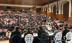 HÜDA PAR'dan Diyarbakır'da "Madde Bağımlılığı" paneli