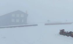 Karacadağ'da mevsimin ilk karı yağdı: Zirve beyaza büründü