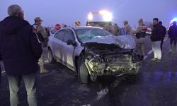 Kars’ta iki otomobil çarpıştı: 6 yaralı