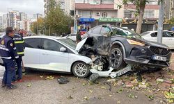 Şanlıurfa’da iki otomobilin çarpıştığı kazada 2 yaralı