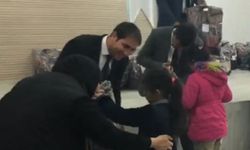 Diyarbakır'da gönüllü öğretmenlerden yetim ve öksüz çocuklara destek