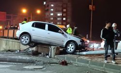 Batman’da otomobil direğe çarptı: 1 yaralı