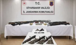 Diyarbakır'da 3 adrese operasyon: Uzun namlulu silahlar ve binlerce mermi