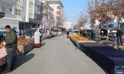 Dondurucu soğuk semt pazarlarını vurdu