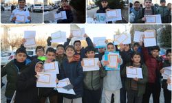 İmam Hatipli öğrenciler: Aldığımız takdir belgesinin asıl sahibi Gazzeli kardeşlerimizdir