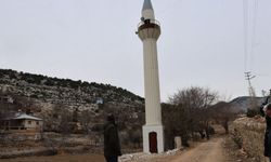 Karadeniz fıkrası gibi: Cemaat, imam, minare var fakat cami yok