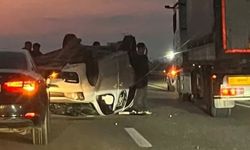 Mardin'de çarpışan iki araçtan biri takla attı: 8 yaralı