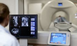 Rahim ağzı kanserine karşı en güçlü silah: Tarama ve aşılama