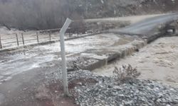 Adıyaman'da Biriman Köprüsü taştı