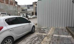 Adıyaman'da kaldırım işgalleri vatandaşları bezdirdi