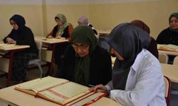 Hece hece başladı, 70'inden sonra Kur'an-ı Kerim'i öğrendi