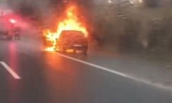 Sürücü alevlerin arasında kalmaktan son anda kurtuldu