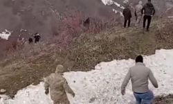 Bitlis'te otomobil yüzlerce metre uçurumdan dereye düştü: 3 ölü, 5 yaralı