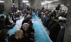 Diyarbakırlılar teravih namazı için camilere akın etti