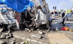 Şanlıurfa’da freni patlayan kamyonun karıştığı kazada 1 kişi öldü