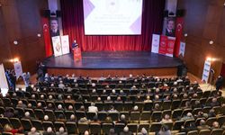 Malatya'da kayısı üreticilerine bitkisel üretim planlaması ve yeni destekleme modeli eğitimi