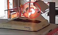 Diyarbakır'da yağ dökülen soba alev aldı