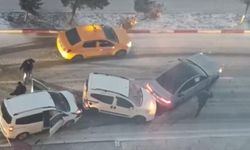 Siirt'te 6 aracın karıştığı zincirleme kaza