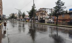 Diyarbakır’da bayramın üçüncü gününde sağanak etkisini sürdürüyor