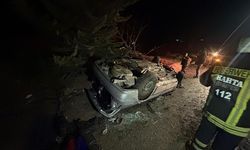 Adıyaman'da otomobil şarampole yuvarlandı: 2 yaralı