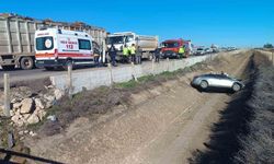 Kamyonla çarpışan otomobilin sürücüsü hayatını kaybetti
