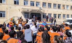 Silvan Anadolu Lisesi öğrencilerinden, çocukları sevindiren anlamlı proje