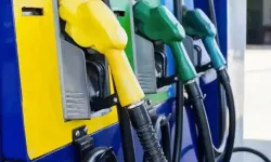 Akaryakıta tarihin en büyük zammı geliyor: Motorine 5,60; benzine 2,10 TL zam