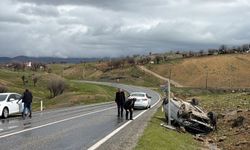 Batman'da otomobil takla attı
