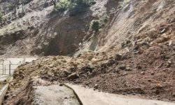Batman'ın 3 ilçesinde toprak kayması